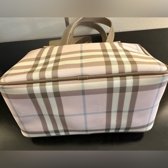 Burberry Candy Nova Y2K Boston Bag Baby Pink - Picture 8 of 13